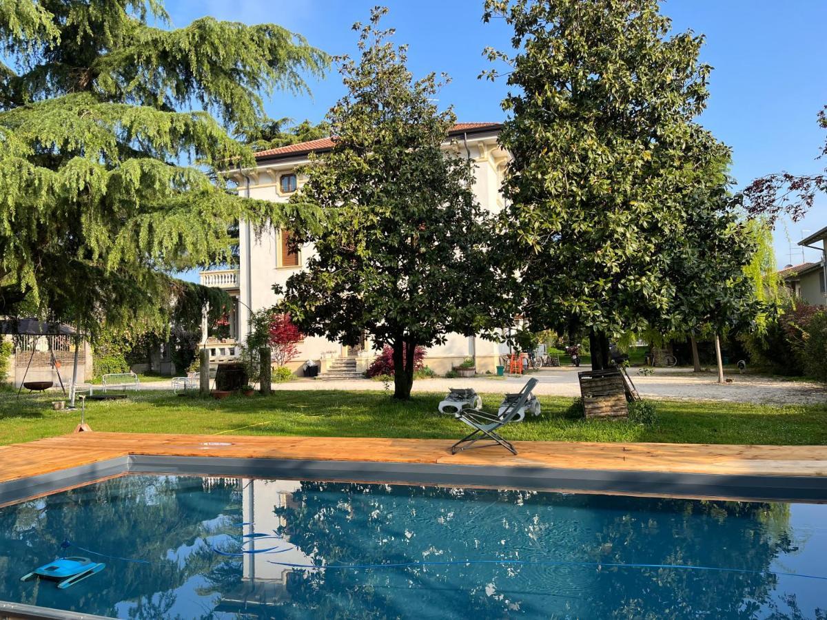 Il Bozzolo Eco Boutique Apartments فاليجيو سول مينشيو المظهر الخارجي الصورة