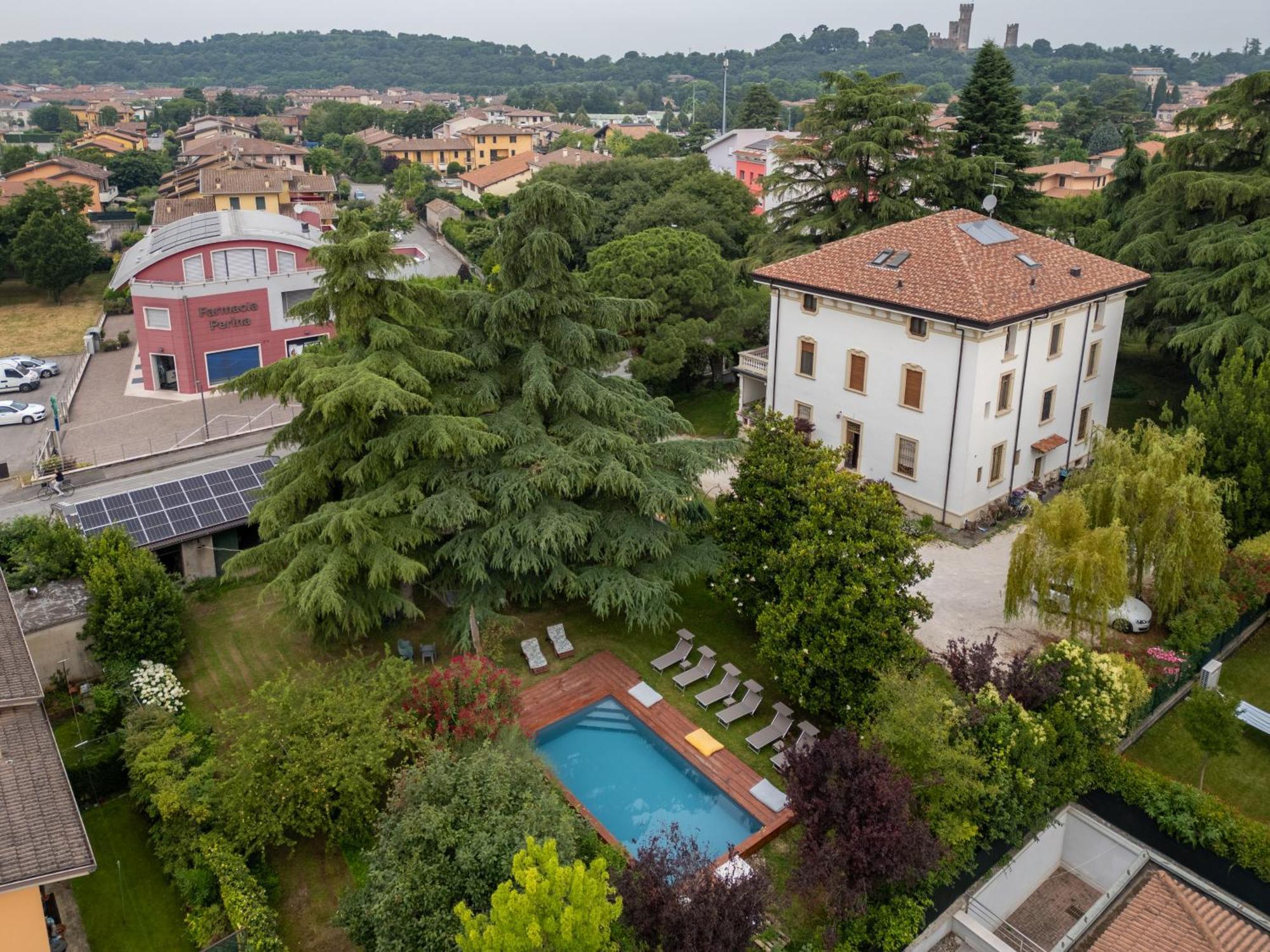 Il Bozzolo Eco Boutique Apartments فاليجيو سول مينشيو المظهر الخارجي الصورة
