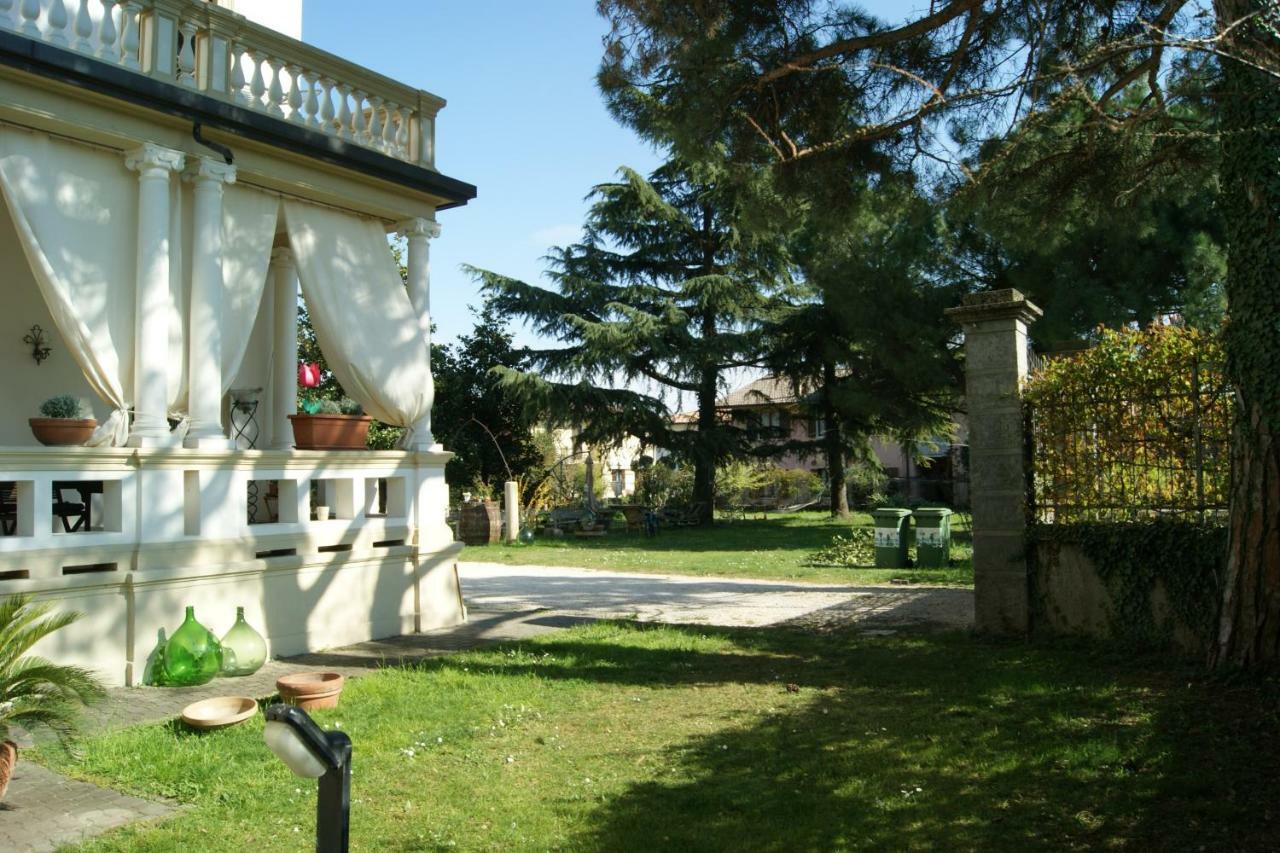 Il Bozzolo Eco Boutique Apartments فاليجيو سول مينشيو المظهر الخارجي الصورة