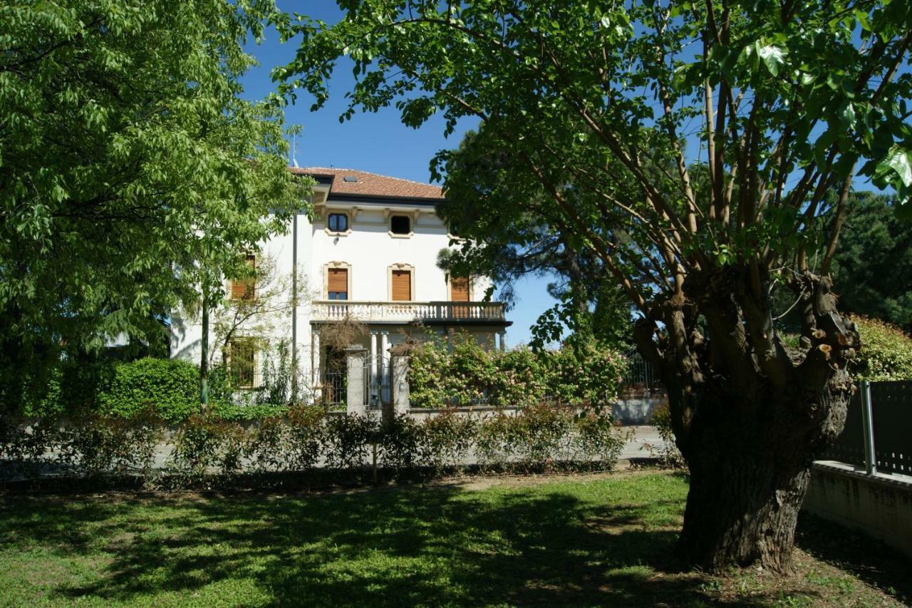 Il Bozzolo Eco Boutique Apartments فاليجيو سول مينشيو المظهر الخارجي الصورة